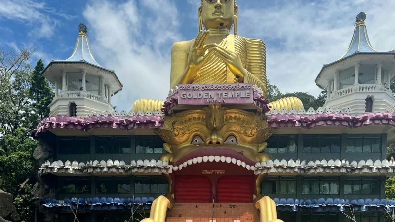 Dambulla Royal Cave Temple