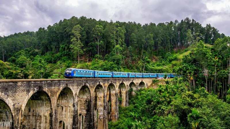 nine arch bridge sri lanka